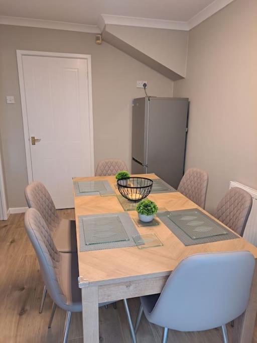 Modern Living In Hull Villa Kingston upon Hull Exteriör bild